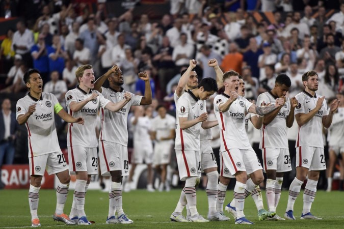 Duitsers dwarsbomen ‘heiligverklaring’ Giovanni van Bronckhorst: Eintracht klopt Rangers in finale Europa League