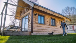 Valkenburg legt camping Vinkenhof dwangsom op vanwege te hoge vakantiehuisjes