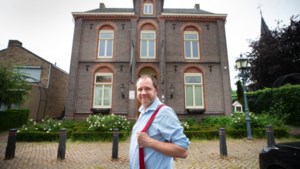 Baas Kasteel Limbricht neemt nog een pand in het dorp over, plannen voor B&B, museum en landschapspark