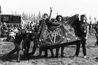 Limburgers maken ‘bijbel voor heavy metal’: misfits vinden in de muziek een plek, als dank headbangen ze tot in het graf