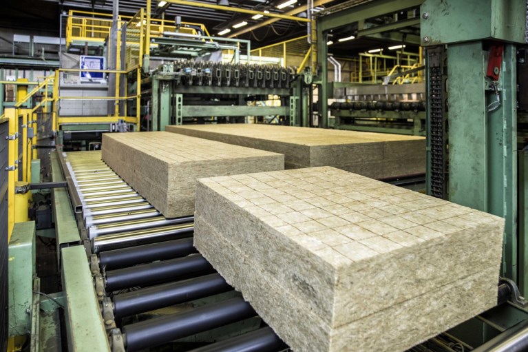 Superammoniakuitstoter Rockwool ook hoog op het lijstje van Milieufederatie: ‘De situatie is alarmerend’