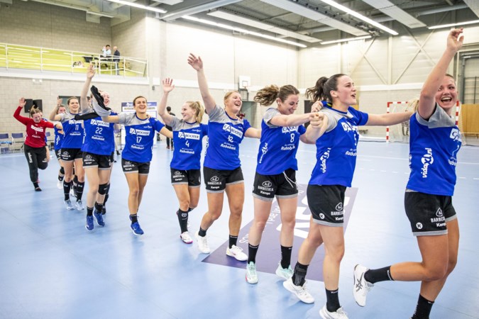 Wat moet HandbaL Venlo na een eventuele eerste landstitel doen om aan de top te blijven? Op meerdere borden schaken en een stap vooruit denken