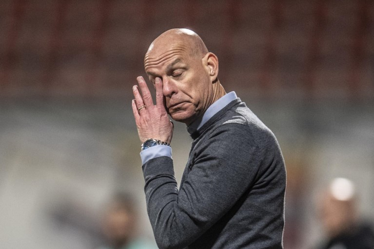 Terugkeer voormalig MVV-coach Wels als technisch directeur bij TOP Oss leidt tot vertrek trainer Peeters