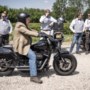 Een stijlvolle motortocht door Roermond en omstreken om geld op te halen voor kankerbestrijding