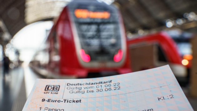 Voor 9 euro door heel Duitsland met de trein? Alles wat je hierover moet weten als Limburgse reiziger