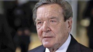Oud-kanselier Schröder ziet af van commissariaat bij Gazprom