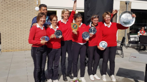 Golfdames uit Herkenbosch kronen zich tot kampioen in Brielle