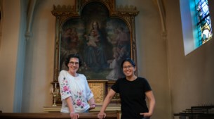Désirée uit Schinnen en Hoy Lin uit Maastricht worden tot maagd gewijd: het begin van een nieuw leven
