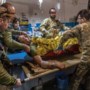 Limburgers helpen bij unieke evacuatie van zwaargewonde militairen uit Oekraïne