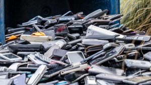 Scholen uit Peel en Maas gaan elektronisch afval inzamelen