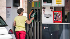 Vijf vragen: waarom blijft de olieprijs zo hoog?