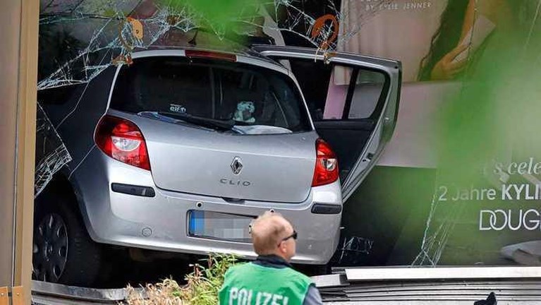 Voertuig rijdt in Berlijn in op menigte, zeker één dode en meerdere gewonden