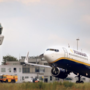 MAA: Kamer vraagt de regering om samen met Limburg en Schiphol een duurzaam plan voor het vliegveld te maken