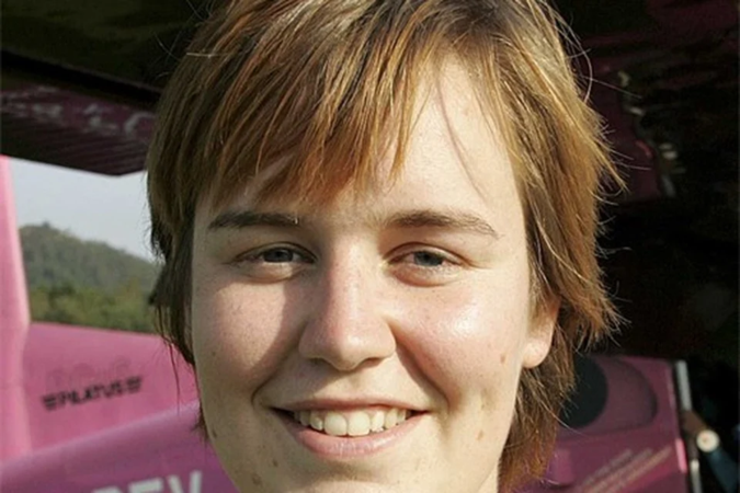 Veroordeelde van parachutemoord Belgisch-Limburg na 16 jaar vrij met enkelband: ‘Ze wil normaal leven opbouwen’