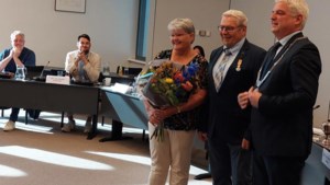 Nieuwe wethouder Beekdaelen verrast met onderscheiding