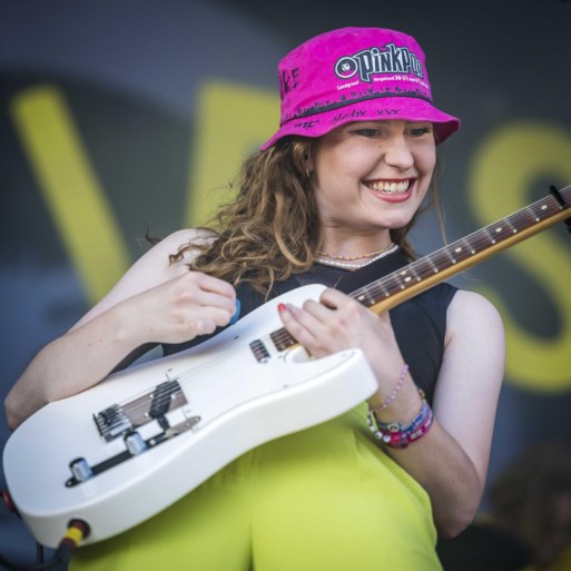 Foto’s: Uitgelaten sfeer op warme eerste dag Pinkpop