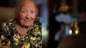 Vanaf haar veertiende zorgt Jay Engemann (85) uit Sittard voor haar familie: ‘Met liefde heb ik altijd alles voor iedereen gedaan’