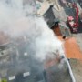 Dak deels ingestort na brand Roermond: appartementen onbewoonbaar, bewoners kunnen niet terug