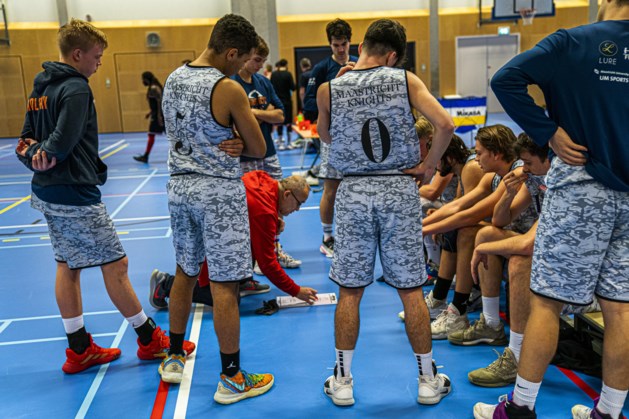 Basketballers Maastricht Knights blijven in de tweede divisie