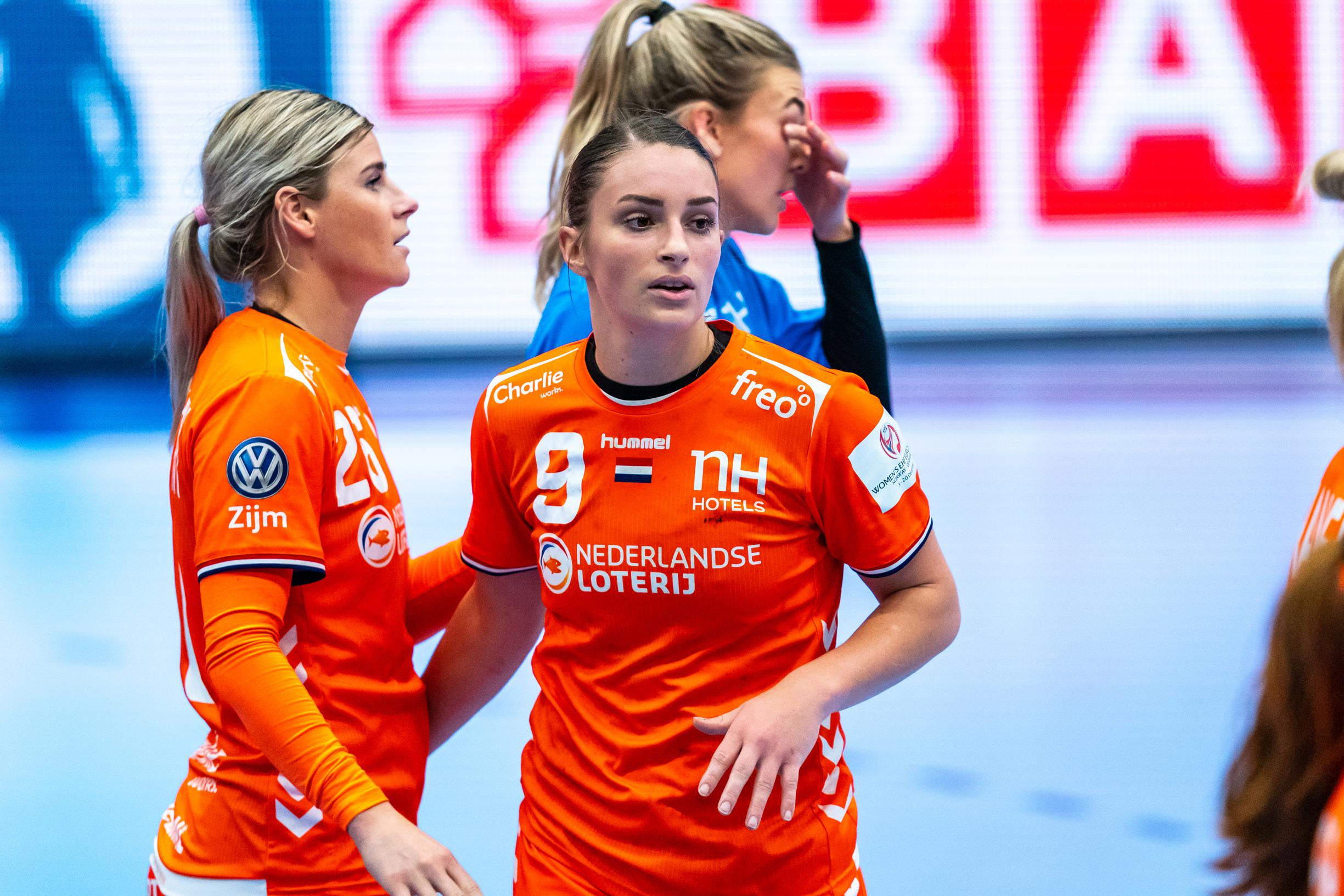 Handbalinternational Larissa Nusser uit Born ergerde zich al... - De  Limburger Mobile