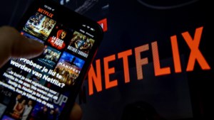 Netflix heeft het zwaar en dit ga jij ervan merken: extra reclames en minder accounts delen