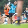 Strijd tegen gokreclames heeft - nog - geen gevolgen voor shirtreclames, maar Wesley Sneijder zingt binnenkort geen ‘Bet Bet City’ meer  
