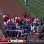 Video: Twaalf honkballers Amerikaanse Major League geschorst na massale vechtpartijen