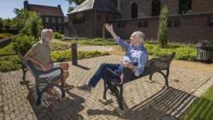 Prijswinnend kraantje bij Jacobuskerk in Hunsel: dorstige pelgrims hoeven niet meer uit nood overwegen wijwater te drinken
