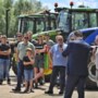 Boeren protesteren bij provinciehuis in Maastricht