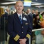 Piloten schieten Schiphol te hulp: bijspringen in beveiliging om vlottere doorstroom reizigers
