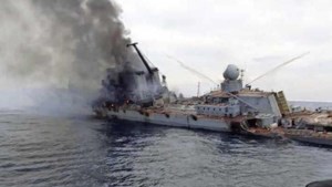 LIVE | Russische marine ‘blaast schip op met eigen mijn’