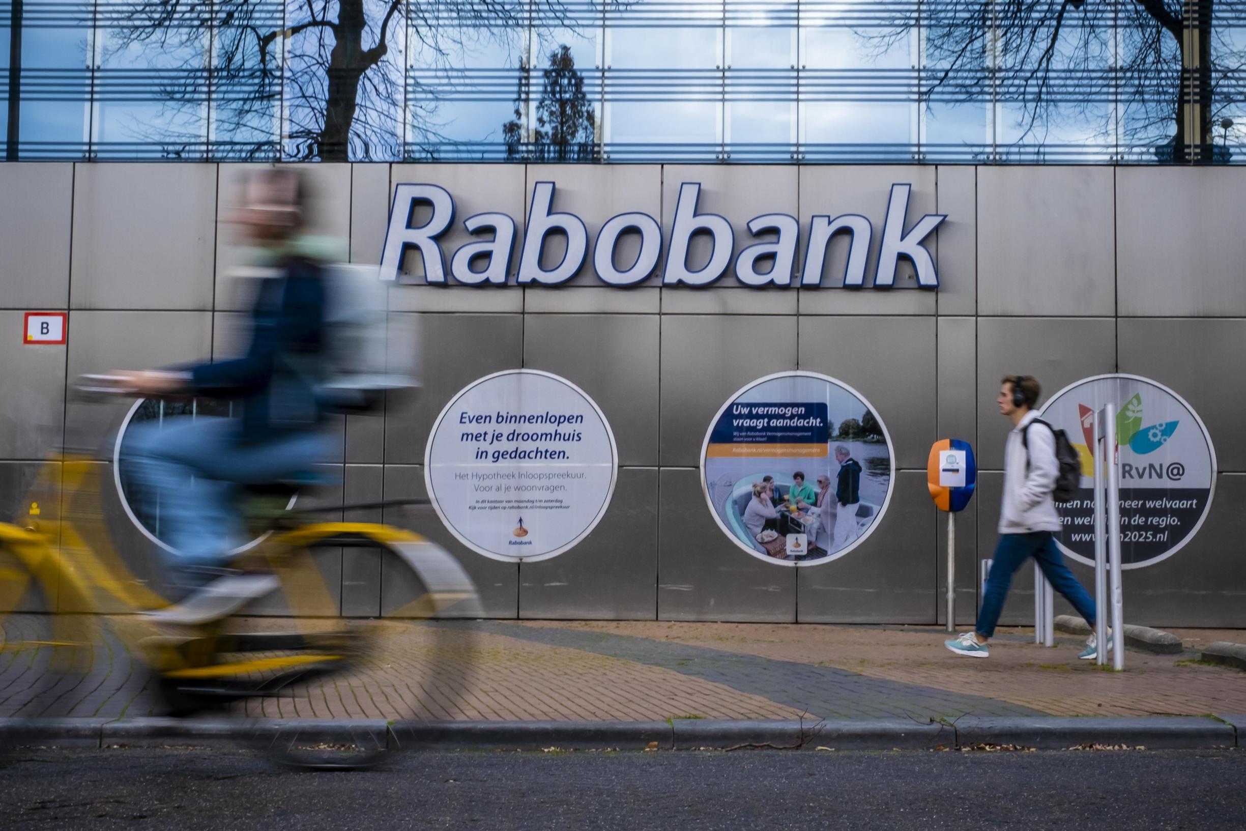 Rabobank rekent geen negatieve rente meer aan klanten De Limburger