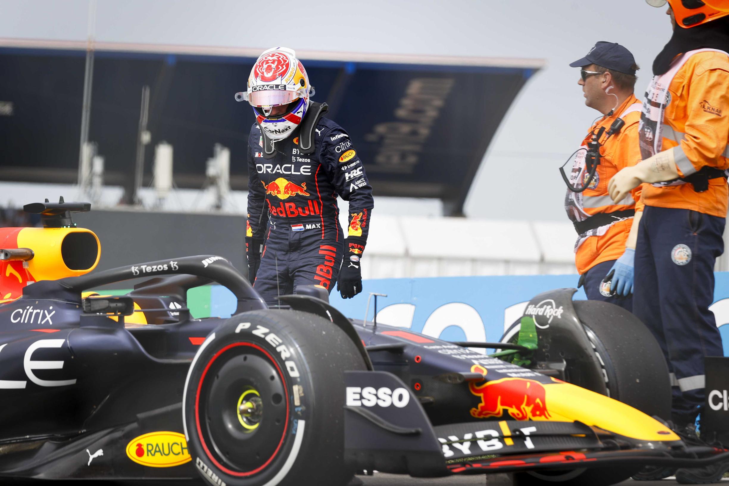 Verstappen Valt Al Snel Stil In Eerste Vrije Training De Limburger