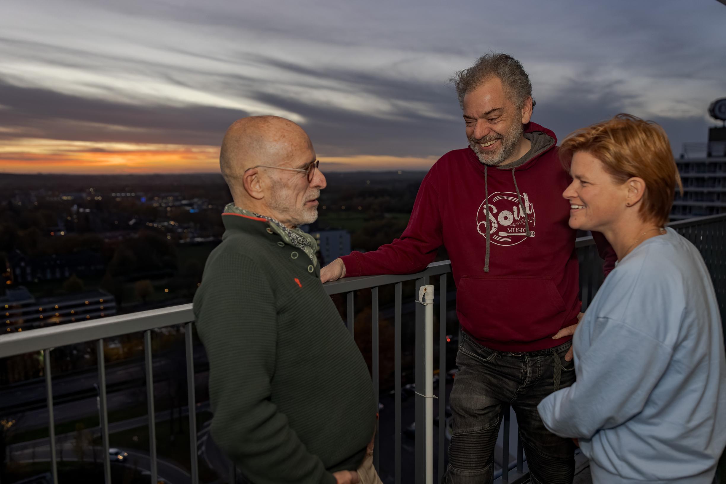 Living with HIV in 2022: ‘People discriminate, the virus doesn’t do that’ – De Limburger