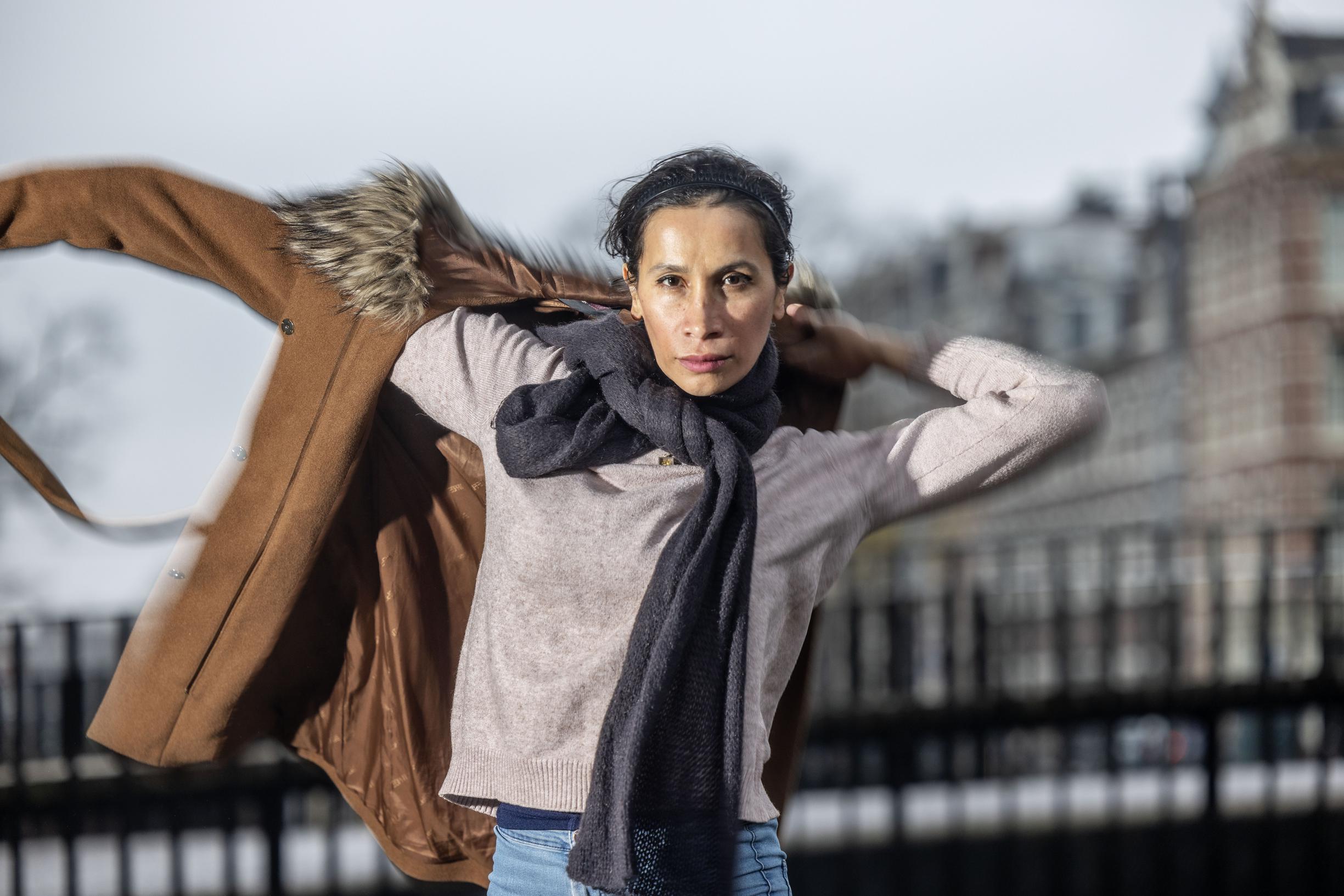 Gevluchte Mexicaanse Alejandra woonde jaren in azc Echt Je... afbeelding