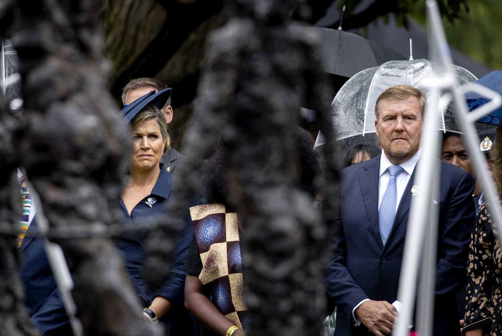 Koning Biedt Excuses Aan Voor Nederlands Slavernijverleden - De Limburger