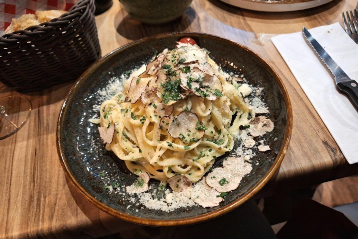 Met Zi Pepp in Venlo hoef je niet naar Napels voor een Italiaanse eetervaring: puur geluk op een bord in een authentieke ‘osteria’ (1/1)