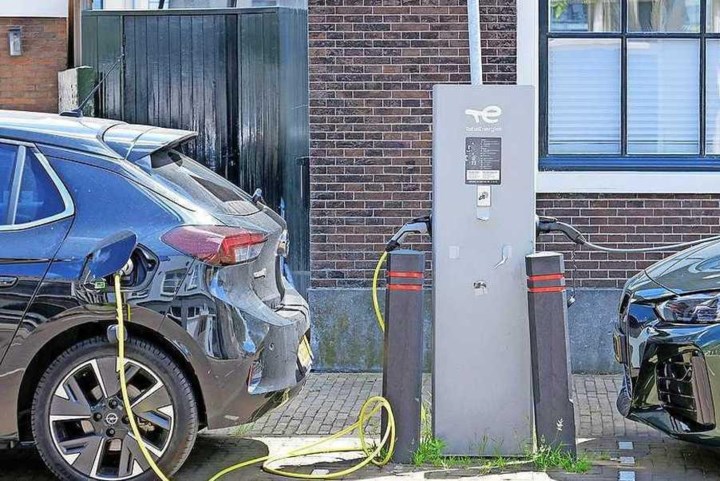 Kabinet zet mes fors in fiscaal voordeel elektrische auto na dure dubbele rekenfout (1/1)