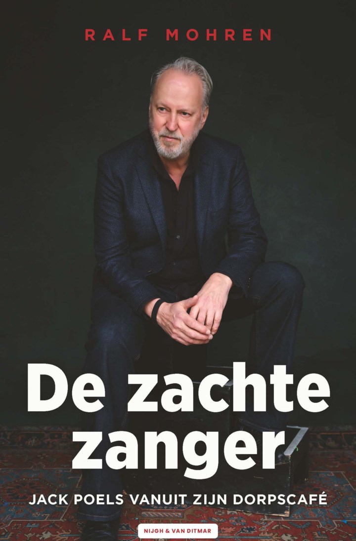 Rowwen Hèze-zanger Jack Poels toont zich een sympathiek verteller in boek ‘De zachte zanger’